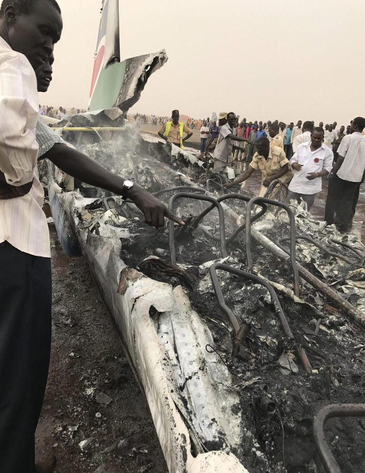 Tất cả hành khách sống sót thần kỳ trong tai nạn máy bay ở Nam Sudan