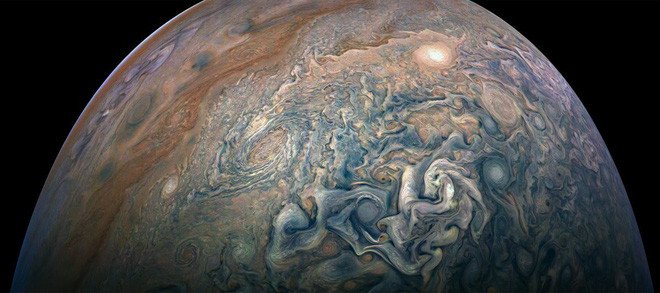 Tàu Juno đã chụp được những hình ảnh không thể tin được của sao Mộc!