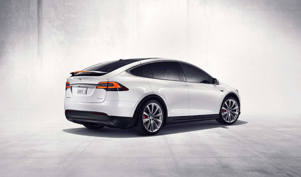 Tesla Model X chính thức ra mắt xe SUV chạy điện