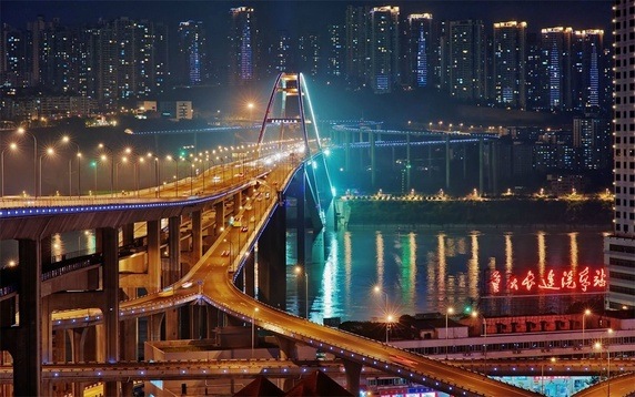 Thành phố thẳng đứng tại Trung Quốc - nơi khách du lịch chỉ đến 1 lần và không bao giờ quay lại