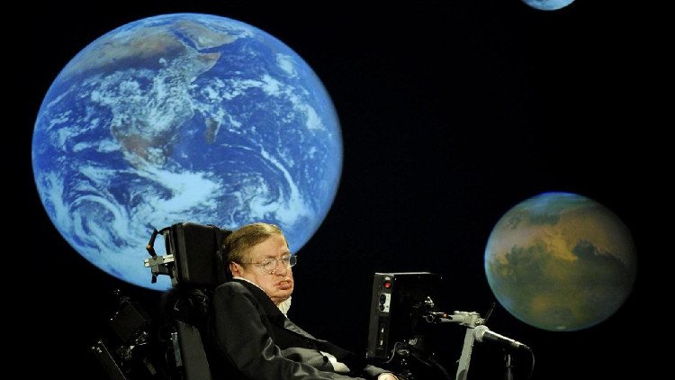 Thiên tài Stephen Hawking đã nói gì trong bài phỏng vấn cuối cùng với BBC?