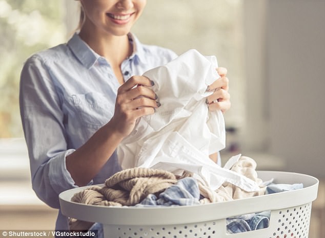 Tin mừng: Chăm rửa bát, giặt quần áo sẽ giúp phụ nữ sống thọ hơn