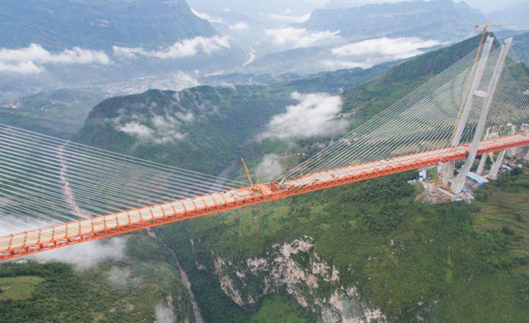 Trung Quốc thông xe cầu cao nhất thế giới