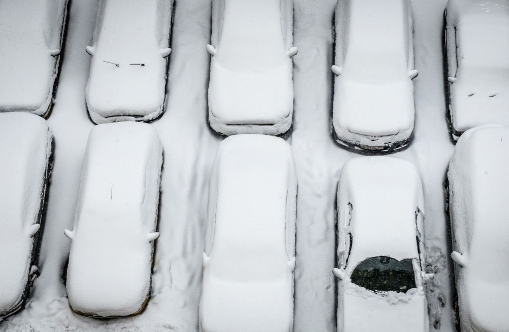 Tuyết rơi dày nhất thế kỷ, Moscow chìm trong mùa đông trắng xóa