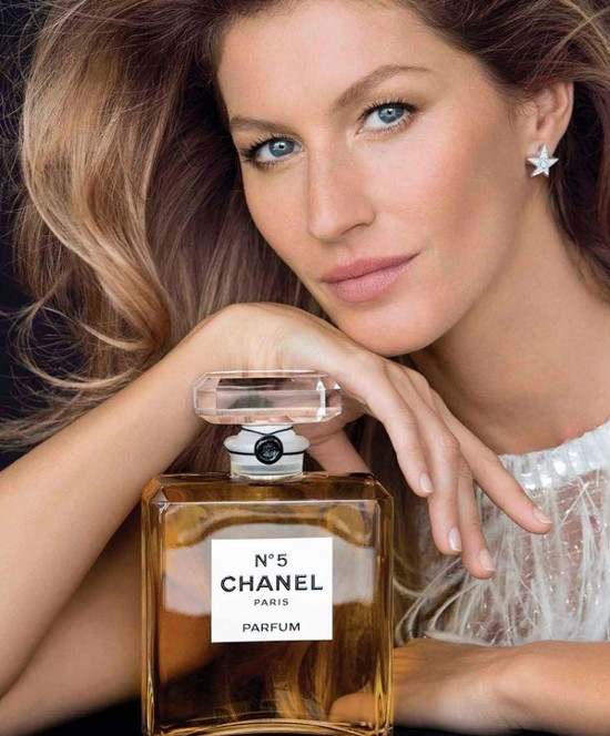 Vì sao Chanel No.5 là huyền thoại về nước hoa gần 100 năm?