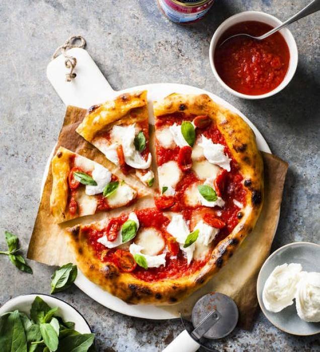 Vì sao chiếc bánh pizza phổ biến nhất thế giới có tên Margherita?
