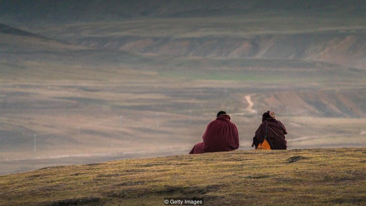 Vì sao gia đình người Tây Tạng này có thể sống ở độ cao 4200m?