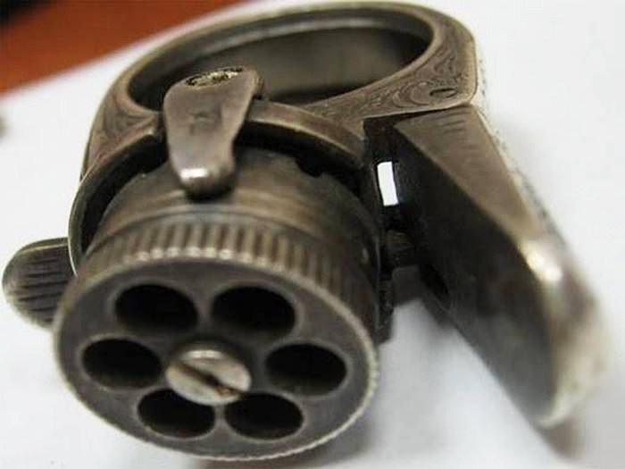 Video: Cận cảnh khẩu súng nhỏ nhất thế giới