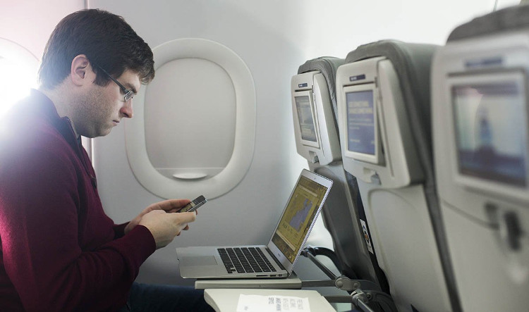 WiFi trên máy bay hoạt động như thế nào?