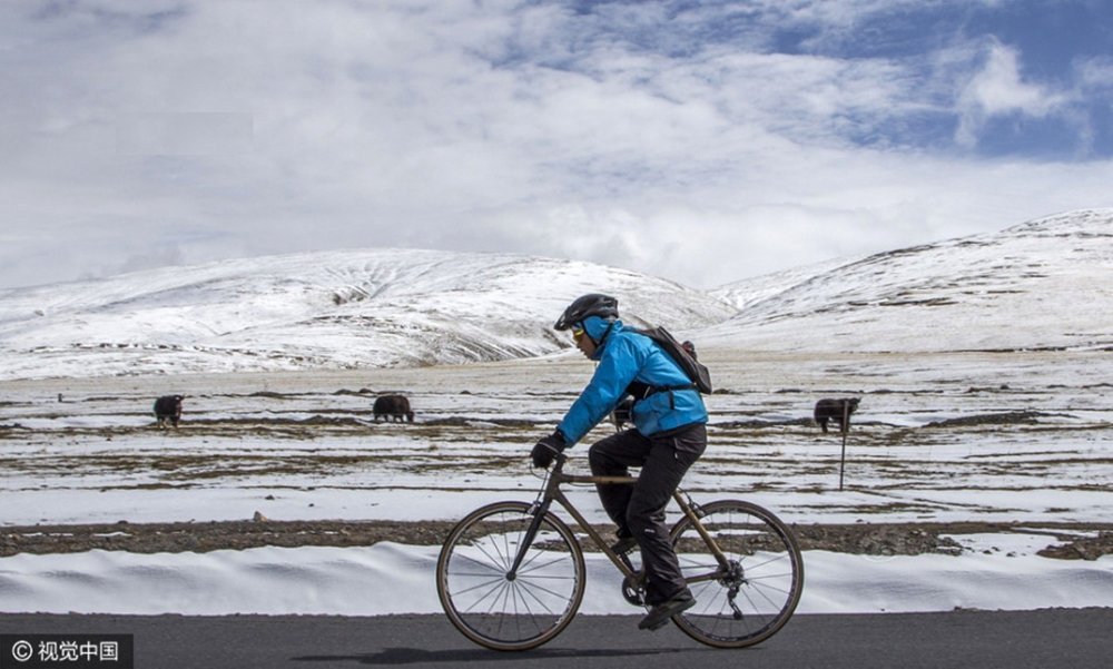 Xe đạp tre chạy nghìn cây số ở Trung Quốc