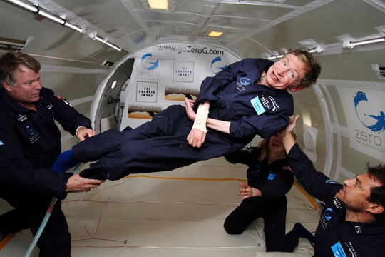 10 câu hỏi khó dành cho Hawking