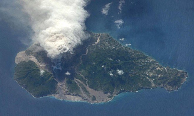 12 ngọn núi lửa khiến thế giới phải dè chừng