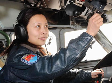 2012: Trung Quốc đưa nữ phi hành gia vào vũ trụ