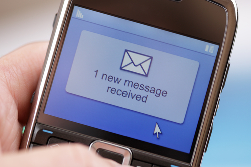 3/12/1992 - Tin nhắn SMS đầu tiên trên thế giới chính thức được sử dụng