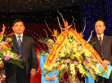 3 nhà khoa học nhận giải thưởng cao nhất Nhân tài Đất Việt 2009