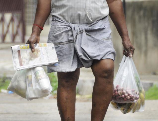 Ấn Độ cấm bán túi nhựa dẻo vì môi trường