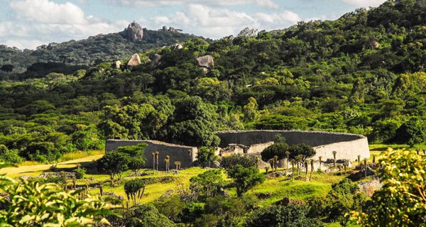 Bí ẩn kinh ngạc của vương quốc đá Đại Zimbabwe