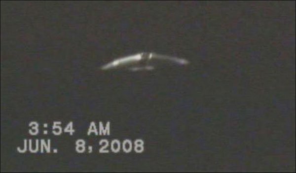 Bí ẩn về sự tồn tại của UFO