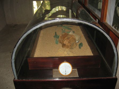 Bí mật trong những ngôi mộ cổ được khai quật tại Việt Nam