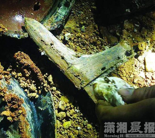 Bộ xương chủ nhân ngôi mộ cổ thời Chiến Quốc biến mất bí ẩn