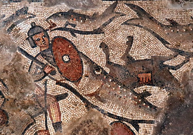 Bức tranh cá nuốt người trong giáo đường Do Thái thế kỷ 5