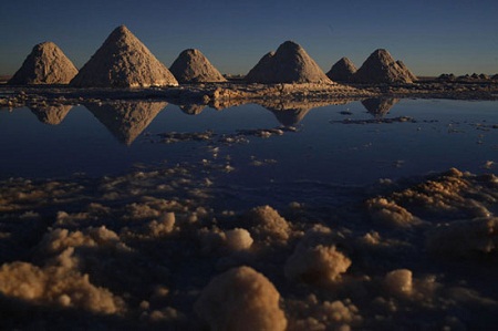 Cánh đồng muối lớn nhất thế giới trên cao 4.000m