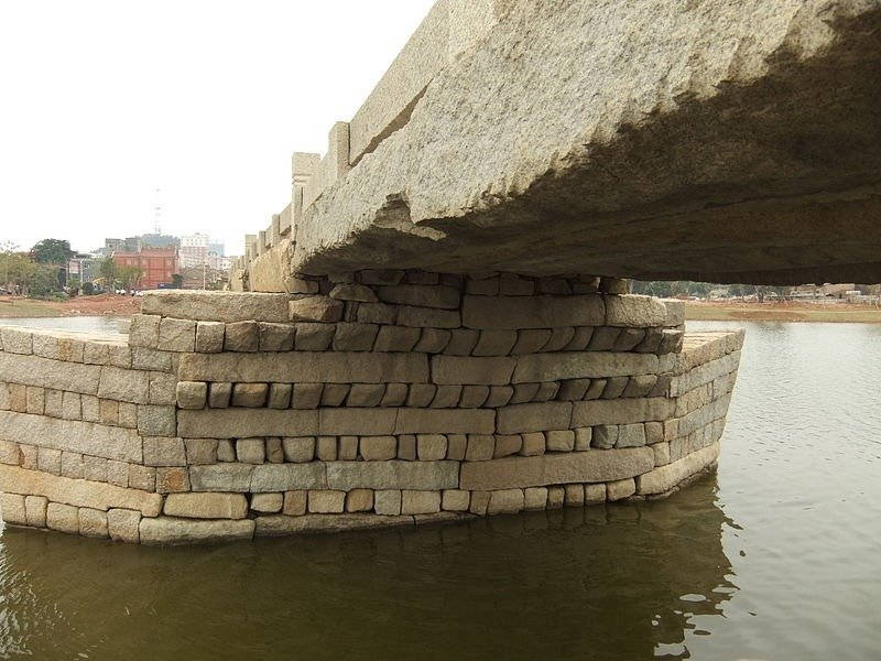 Cây cầu cổ bằng đá dài nhất Trung Quốc