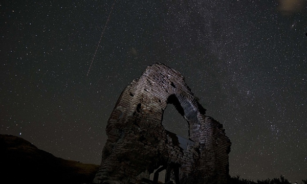 Chùm ảnh mưa sao băng Perseid lớn nhất năm 2015