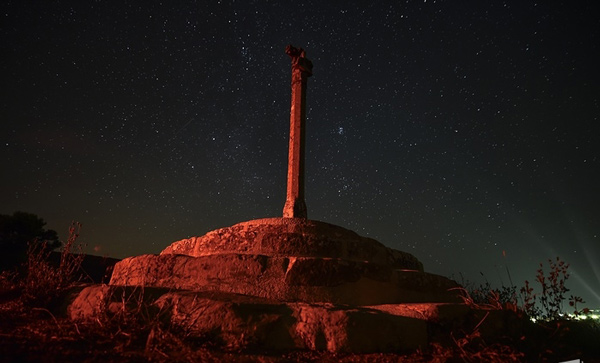 Chùm ảnh mưa sao băng Perseid lớn nhất năm 2015