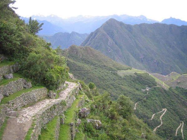 Con đường mòn vĩ đại của đế chế Inca