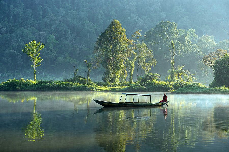 Cuộc sống yên bình nơi làng quê Việt