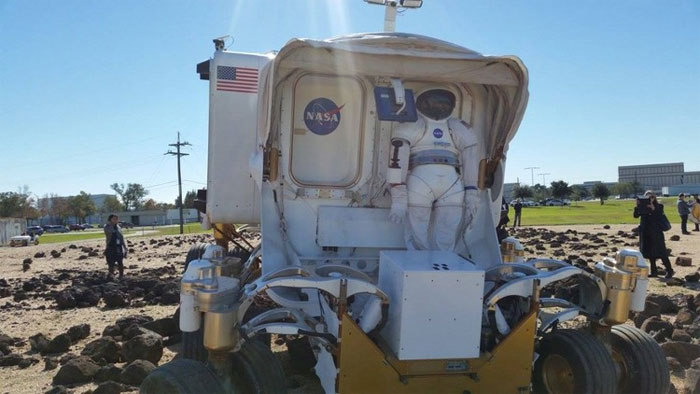 Đây là chiếc xe 6,5 tấn mà NASA sẽ sử dụng để di chuyển trên Sao Hỏa