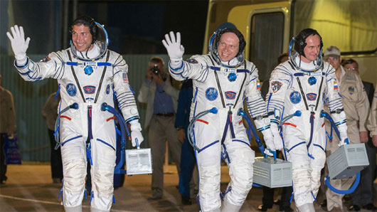 Đội bay Nga - Mỹ trên ISS trở về Trái đất an toàn