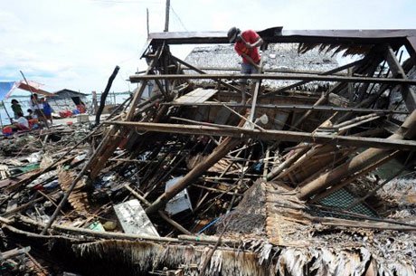 Động đất tại Philippines và Indonesia