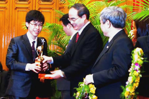 Giải “Quả cầu vàng” cho tài năng trẻ Khoa học công nghệ