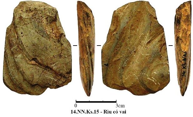 Hà Tĩnh: Phát hiện nhiều công cụ bằng đá hơn 4000 năm