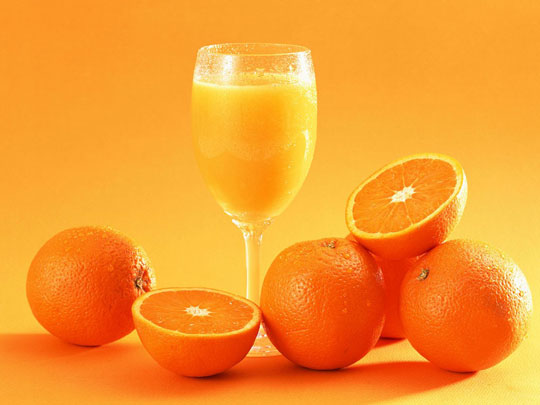 Hai ly nước cam mỗi ngày nhân đôi nguy cơ mắc Gút?