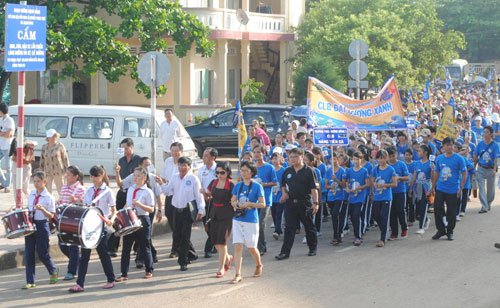 Học sinh bảo vệ loài bò biển quý hiếm ở Phú Quốc