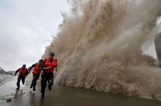 Hơn nửa triệu người Trung Quốc chạy bão lớn