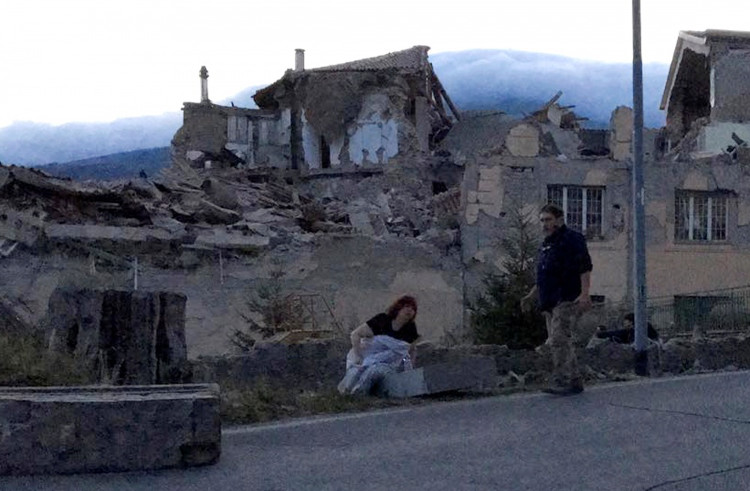 Italy: Động đất 6,2 độ Richter, gần như toàn bộ thị trấn bị phá hủy hoàn toàn