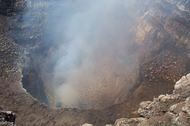 Kết nối núi lửa Nicaragua với mạng Internet để dự báo nguy cơ phun trào
