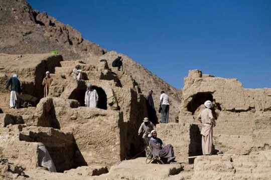 Khai thác đồng, phát hiện tu viện cổ 2.600 năm