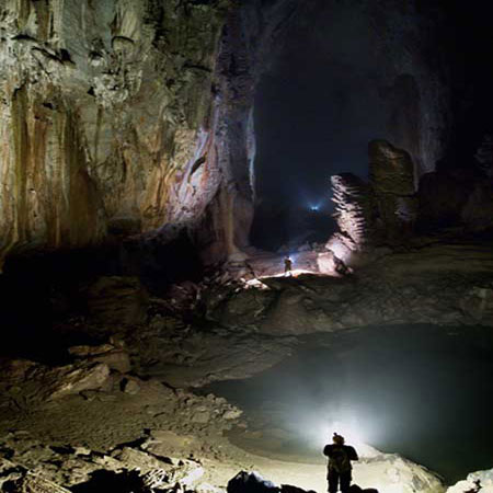 Khám phá hang động lớn nhất thế giới tại Việt Nam