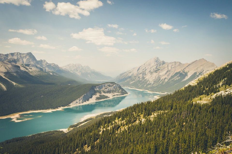 Khám phá thiên nhiên hùng vĩ của đất nước thanh bình Canada