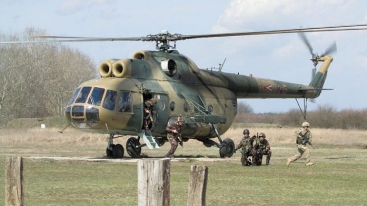 Khám phá trực thăng quân sự MI8 rơi ở đảo Phú Quý