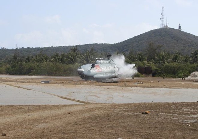 Khám phá trực thăng quân sự MI8 rơi ở đảo Phú Quý