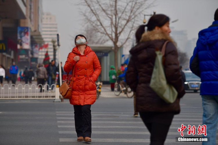 Không khí Trung Quốc làm con người giảm thọ 25 tháng
