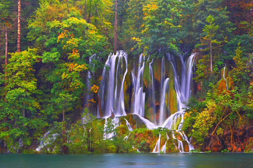 Khung cảnh đẹp ngỡ ngàng của vườn quốc gia Plitvice, Croatia