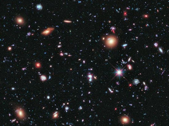 Kính thiên văn Hubble phát hiện thiên hà cổ xưa nhất