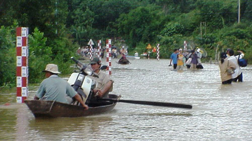 Lâm Đồng: lũ lụt làm 2 người chết